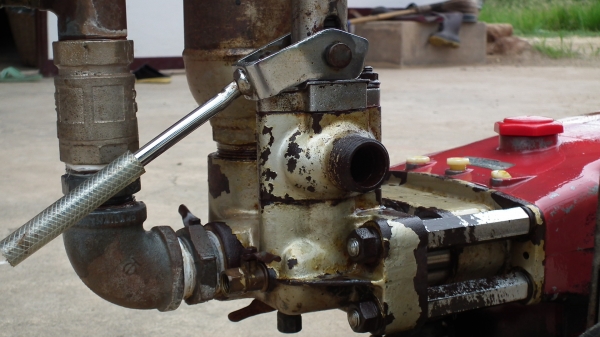 ปั้มแรงดันสูง ปั้ม maruyama  ปั้มชีดพ่นยา ปั้มอัดชีด