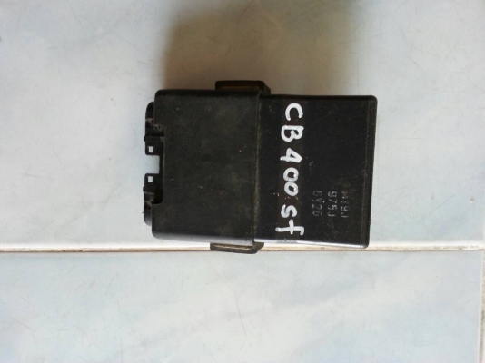 ขายกล่องไฟ HONDA CB400SF ราคา 1,000 บาท พร้อมส่ง โทร 099 - 1986308 แพท