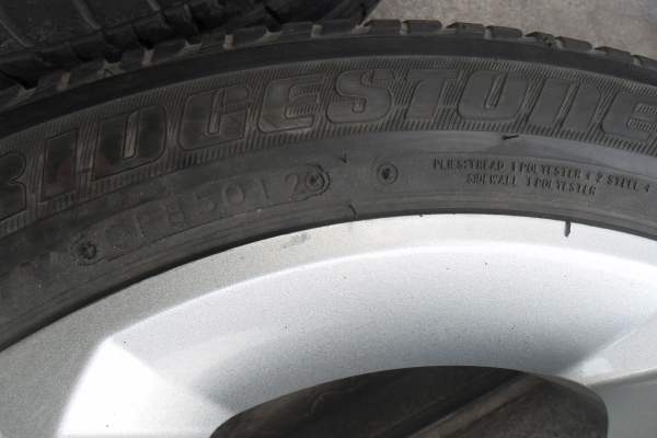 ล้อแม็ก16นิ้ว4รู100 ฟอด พร้อมยาง สวยๆ 4 ล้อ ราคา 5900 บาท ล้อแม็ก16นิ้ว4รู100 ฟอด พร้อมยาง สวยๆ 4 ล้อ ราคา 5900 บาท