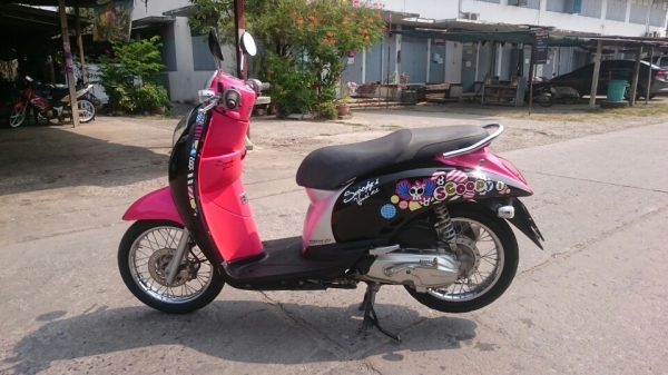 scoopy i สวยๆ เครื่องแน่นมาก