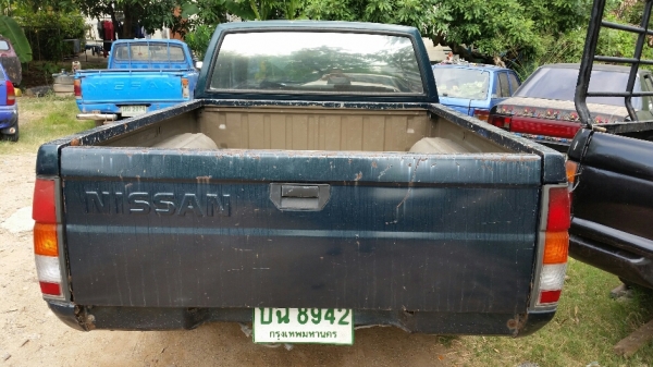 นิสสัน big m คิงแค็ป ทะเบียนไม่ขาด เครื่องฝาแดงละเอียด ขาย 67,000 บาท นิสสัน big m คิงแค็ป ทะเบียนไม่ขาด เครื่องฝาแดงละเอียด ขาย 67,000 บาท