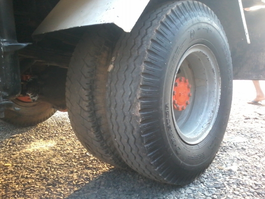 ISUZU  195  ดั้ม เบรคทิฟฟี่  พวงมาลัยเพาเวอร์  เครื่องดี  ครัชชีสวย  รถพร้อมใช้งาน