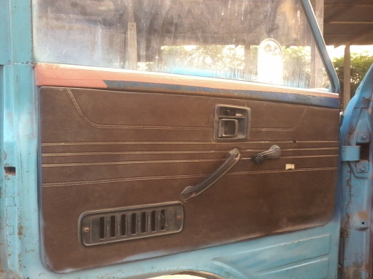 TL  85  แรงหกล้อสั้น  รถเดิม  เครื่องดี  ครัชชีสวย  รถพร้อมใช้งาน