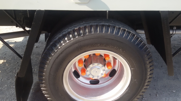 ขายรถ 6 ล้อใหญ่ HINO สิงไฮเทคFF3H195แรงม้า สภาพสวยเดิม  เครื่องดี คัชชีสวย ยาว 7.20 รถห้างแท้  พร้อมใช้งานเลยครับ ม