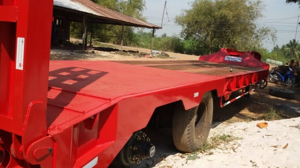 ขายหางโลว์เบด 2 เพลา พร้อมสะพานไฮโดรลิค ไม่รวมยางและกระทะ สนใจติดต่อ 081-9176906