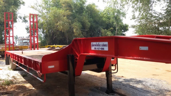 ขายหางโลว์เบด 2 เพลา พร้อมสะพานไฮโดรลิค ไม่รวมยางและกระทะ สนใจติดต่อ 081-9176906