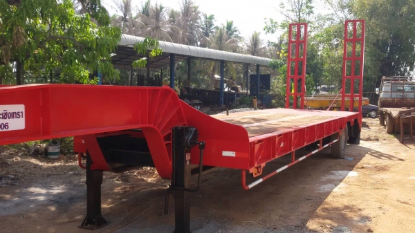 ขายหางโลว์เบด 2 เพลา พร้อมสะพานไฮโดรลิค ไม่รวมยางและกระทะ สนใจติดต่อ 081-9176906