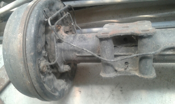 เพลาแอ้ว