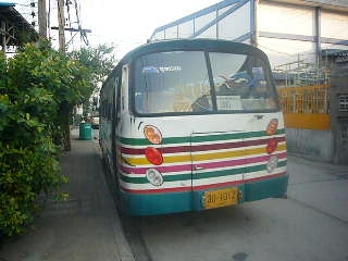 ขายรถบัส ทะเบียน 30 ชลบุรี จำนวนสองคัน