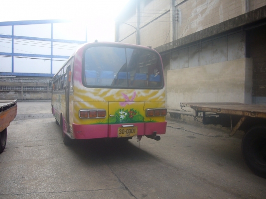 ขายรถบัส ทะเบียน 30 ชลบุรี จำนวนสองคัน