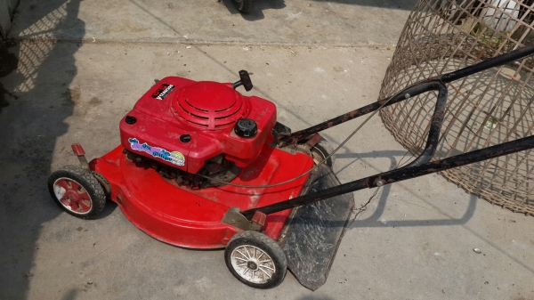 รถตัดหญ้าสนาม honda