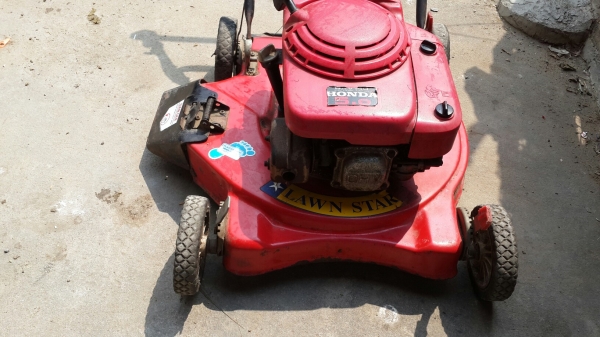 รถตัดหญ้าสนาม honda