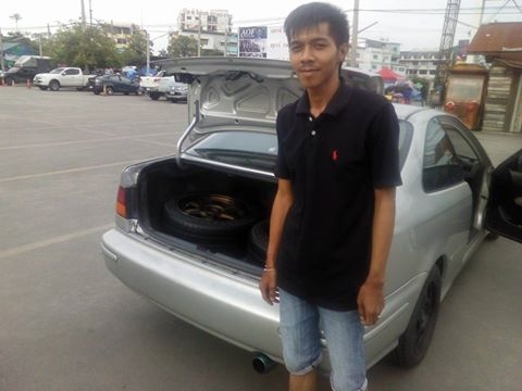 บริสโต+แม็กซิด 195/55/15 ปี13 ชุดละ 1,500  ซื้อพร้อมล้อใหม่แกะกล่อง 15x7 10,000