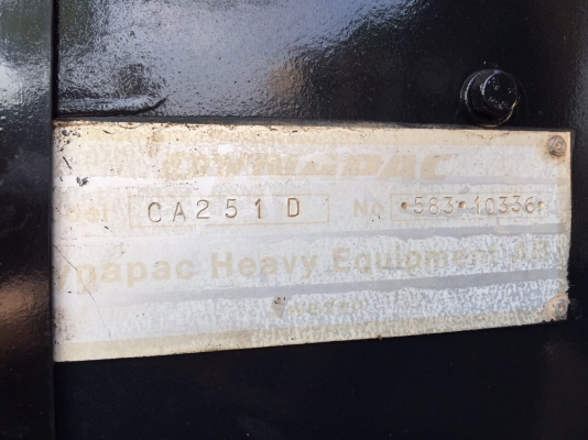 ขายด่วนรถบดสั่นสะเทือนDYNAPAC CA251D เครื่องคมิ้น พร้อมใช้งาน เล่มทะเบียน
