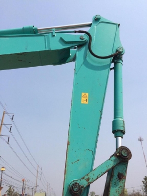 ขายรถแบคโฮ KOBELCO SK200SR ปี 2005 เครื่อง ISUZU 4 สูบ Turbo ประหยัดสุดๆ รถนอกนำเข้าจากญี่ปุ่น มีVDOการทำงานครับ