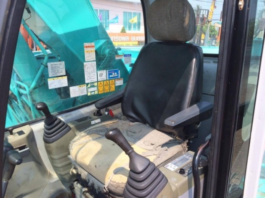 ขายรถแบคโฮ KOBELCO SK200SR ปี 2005 เครื่อง ISUZU 4 สูบ Turbo ประหยัดสุดๆ รถนอกนำเข้าจากญี่ปุ่น มีVDOการทำงานครับ
