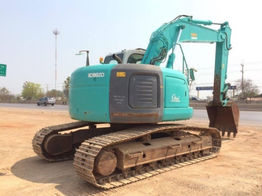 ขายรถแบคโฮ KOBELCO SK200SR ปี 2005 เครื่อง ISUZU 4 สูบ Turbo ประหยัดสุดๆ รถนอกนำเข้าจากญี่ปุ่น มีVDOการทำงานครับ