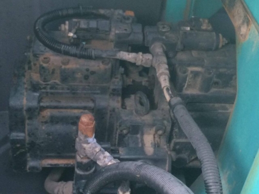 ขายรถแบคโฮ KOBELCO SK200SR ปี 2005 เครื่อง ISUZU 4 สูบ Turbo ประหยัดสุดๆ รถนอกนำเข้าจากญี่ปุ่น มีVDOการทำงานครับ