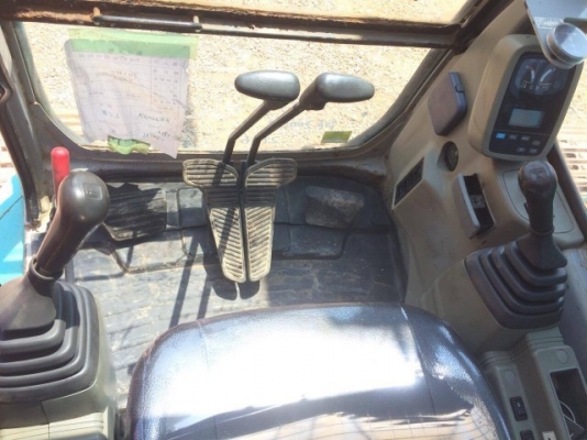 ขายรถแบคโฮ KOBELCO SK200SR ปี 2005 เครื่อง ISUZU 4 สูบ Turbo ประหยัดสุดๆ รถนอกนำเข้าจากญี่ปุ่น มีVDOการทำงานครับ