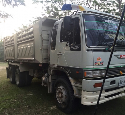 ขายแล้วครับ สิบล้อ ฮีโน่ FM3M 240 ดั้มสามมิต สวยๆสภาพดีเดิมๆพร้อมใช้ ทะเบียนพร้อมโอน