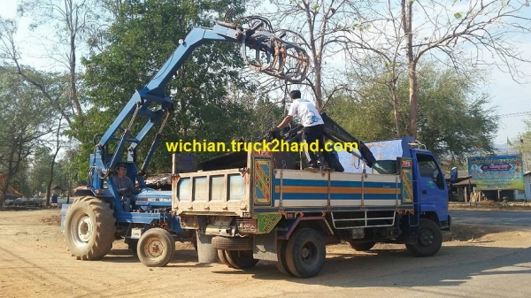 มาถึงขายเลย ขอบคุณพี่ทองพัน จ.เลย ชุดตักหน้ารถไถฟอร์ด ยี่ห้อ AGRAM 66 " ตรงรุ่น หรือใส่กับรุ่นอื่นๆชุดนี้มาครบสวยมาก