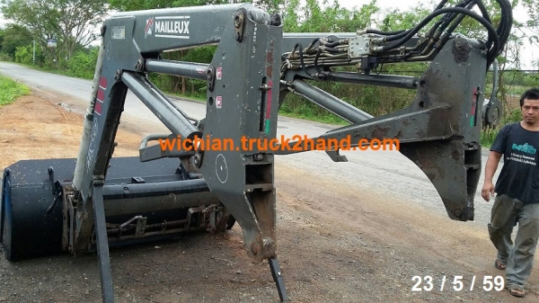 ขายแล้ว ขอบคุณโก้ยี่มากครับ ชุดตักหน้ารถไถฟอร์ด &ldquo; ยี่ห้อMAILLEUX รุ่นMX&rsquo;80 ตรงรุ่นNH 5640 สองเพลา สวยมากๆมาดูตัวจริงได้ทุกวันครับ