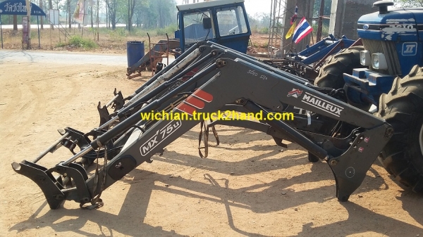 ขายแล้วขอบคุณ พี่สมหมาย สุราษฎร์ฯครับ ชุดตักหน้ารถไถฟอร์ด &rdquo; ยี่ห้อMAILLEUX รุ่น MX&rdquo;75u ตรงรุ่น 5610 สองเพลา สวยมาก