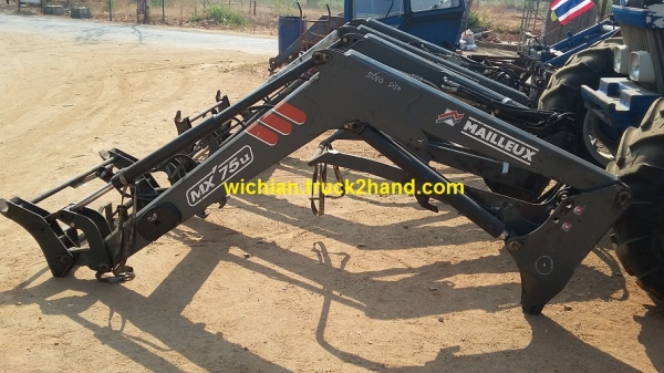 ขายแล้วขอบคุณ พี่สมหมาย สุราษฎร์ฯครับ ชุดตักหน้ารถไถฟอร์ด &rdquo; ยี่ห้อMAILLEUX รุ่น MX&rdquo;75u ตรงรุ่น 5610 สองเพลา สวยมาก