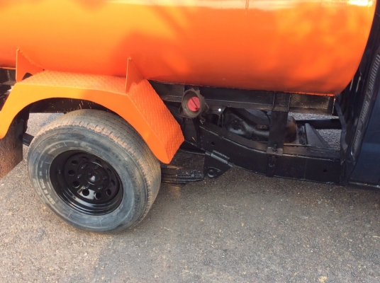 รถกระบะNISSAN บรรทุกน้ำ 200ลิตร ปี2001 เครื่อง 2700 พวงมาลัยพาว์เวอร์ ขาย 155,000 บาท ศุภากร 081-1903107, 081-4252943