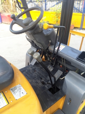 -:-*&bull;*ข า ย ร ถ ย ก นำ เ ข้ า*&bull;*-:-TCM FG10C19 รถยกขนาด1ตัน เสาสูง4เมตร เกียร์ธรรมดา สนใจติดต่อ083-062-0223(ปอนด์)