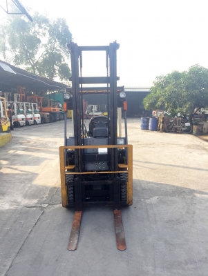 -:-*&bull;*ข า ย ร ถ ย ก นำ เ ข้ า*&bull;*-:-TCM FG10C19 รถยกขนาด1ตัน เสาสูง4เมตร เกียร์ธรรมดา สนใจติดต่อ083-062-0223(ปอนด์)