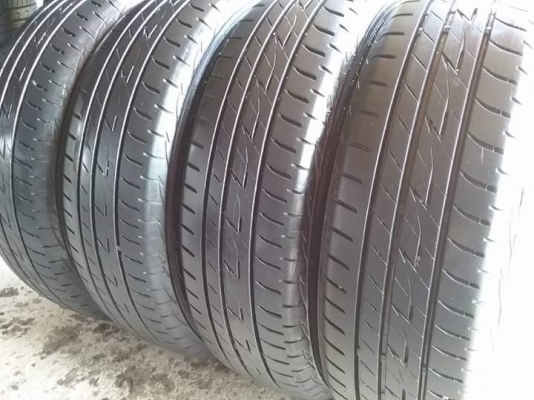 ยางBRIDGESTONE รุ่น Ecopia EP200 .175 65R15  สัปดาห์ที่49ปี2014เส้น ลงพื้นจริงปี2015  สภาพสวยมากๆไร้ที่ติ ดอกเยอะมากๆ90\%