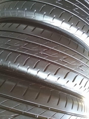 ยางBRIDGESTONE รุ่น Ecopia EP200 .175 65R15  สัปดาห์ที่49ปี2014เส้น ลงพื้นจริงปี2015  สภาพสวยมากๆไร้ที่ติ ดอกเยอะมากๆ90\%