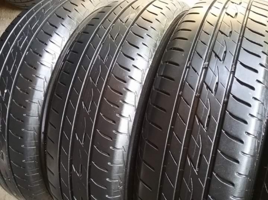 ยางBRIDGESTONE รุ่น Ecopia EP200 .175 65R15  สัปดาห์ที่49ปี2014เส้น ลงพื้นจริงปี2015  สภาพสวยมากๆไร้ที่ติ ดอกเยอะมากๆ90\%