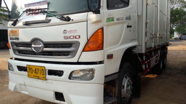 ตู้พ่วงแม่-ลูก  สิบล้อ  344 แรง   ราคา 2,450,000 บาท