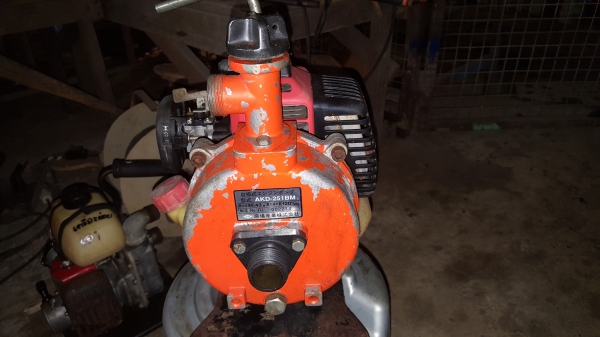 ปั้มน้ำ 1 x 1 พร้อมใช้งาน