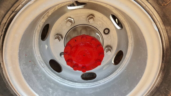 ขาย 6 ล้อ หัวยาวดั้ม ไม่มีทะเบียน เครื่อง EH700 168 แรงม้า คัสซีสวยตลอดเส้น เฟืองท้ายจัมโบ้ พวงมาลัยพาวเวอร์