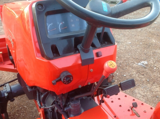 แทรกเตอร์คูโบต้า 3408 โฟวิลสภาพสวยพร้อมใช้งานมีผานดันหน้าและโรตารี่ แทรกเตอร์คูโบต้า 3408 โฟวิลสภาพสวยพร้อมใช้งานมีผานดันหน้าและโรตารี่