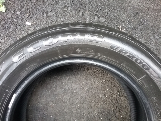 ยางBRIDGESTONE รุ่น Ecopia EP200. 215 60R16 ลงพื้นจริงปลาย 2014สภาพสวยมากๆ ดอกเยอะ คุ้มสุดๆ ยางBRIDGESTONE รุ่น Ecopia EP200. 215 60R16 ลงพื้นจริงปลาย 2014สภาพสวยมากๆ ดอกเยอะ คุ้มสุดๆ