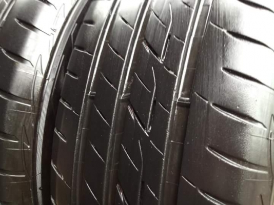 ยางBRIDGESTONE รุ่น Ecopia EP200. 215 60R16 ลงพื้นจริงปลาย 2014สภาพสวยมากๆ ดอกเยอะ คุ้มสุดๆ ยางBRIDGESTONE รุ่น Ecopia EP200. 215 60R16 ลงพื้นจริงปลาย 2014สภาพสวยมากๆ ดอกเยอะ คุ้มสุดๆ