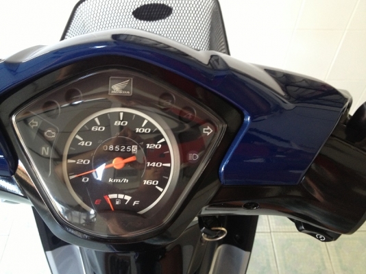 Wave110i ตัวTOP ล้อแม็ก สต๊าดมือ วิ่ง8000 ปลายปี57 (ของแถม 4 รายการ)