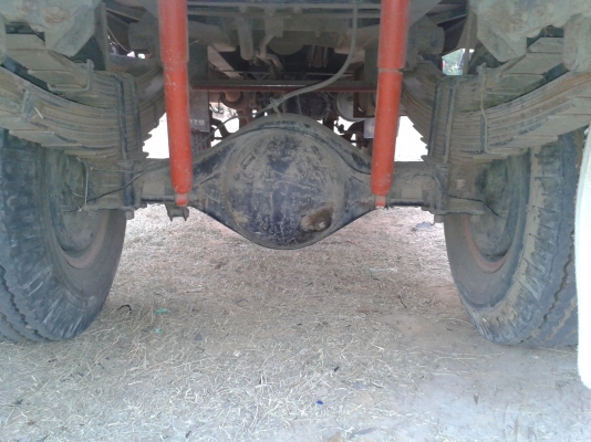 ขายรถคุณแต๋นดั้มๆ (ปรับราคา 225000)มีสโลว์ เกียร์ใหญ่6 เกียร์ เครื่องนิสสันบิ๊กเอ็มฝาแดงพวงมาลัยพาวเวอร์ ช่วงล่างอิซูซุ 110