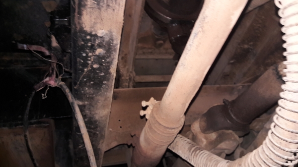 ดั้มท์ มิตชู 115 แรง  ท้าย F เจ้าของขับเอง  ราคา 355,000 บาท