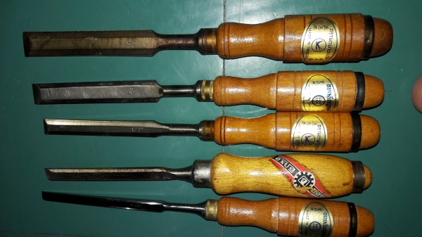 ขายสิ่วสวีเดนชุด5ตัวเก่าเก็บขนาด 1/4,3/8,1/2,5/8,3/4 Made in Sweden.