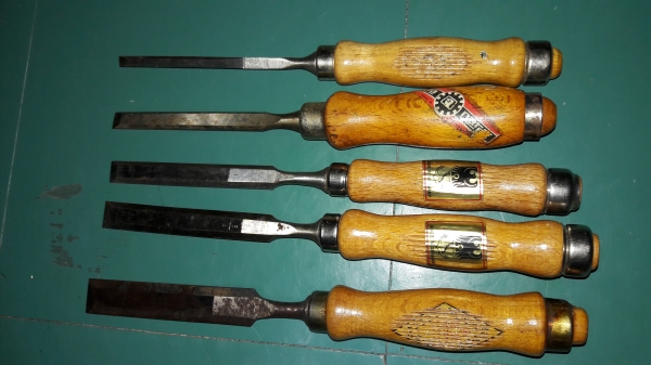 ขายสิ่วเยอรมันชุด5ตัวเก่าเก็บ 1/4,3/8,1/2,5/8,3/4 Made in Germany.