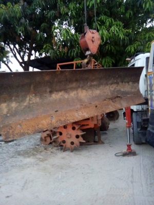 ชุดดันหน้ารถไถฟอร์ด