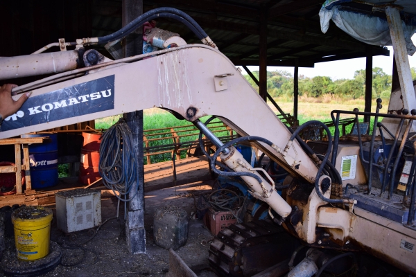 ขายKomatsu Pc20-3 ตามสภาพ