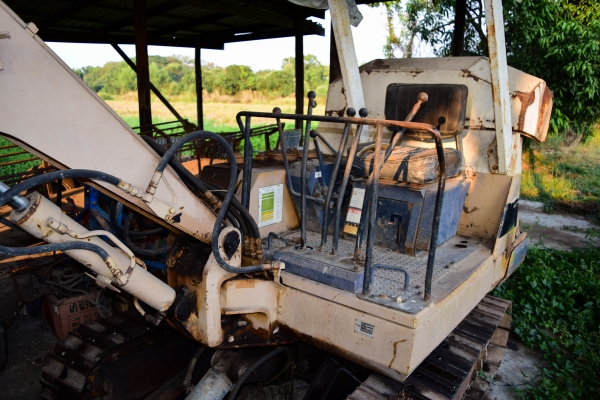 ขายKomatsu Pc20-3 ตามสภาพ