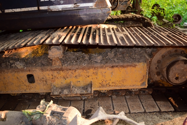 ขายKomatsu 100-3ช่วงล่างใหญ่ ตีน80 ขายKomatsu 100-3ช่วงล่างใหญ่ ตีน80