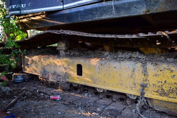 ขายKomatsu 100-3ช่วงล่างใหญ่ ตีน80 ขายKomatsu 100-3ช่วงล่างใหญ่ ตีน80